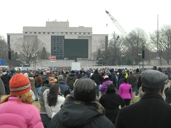 Black screen on Jumbo tron at 2013 Inauguration