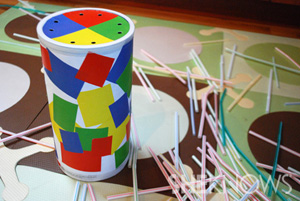 Oatmeal container straw game