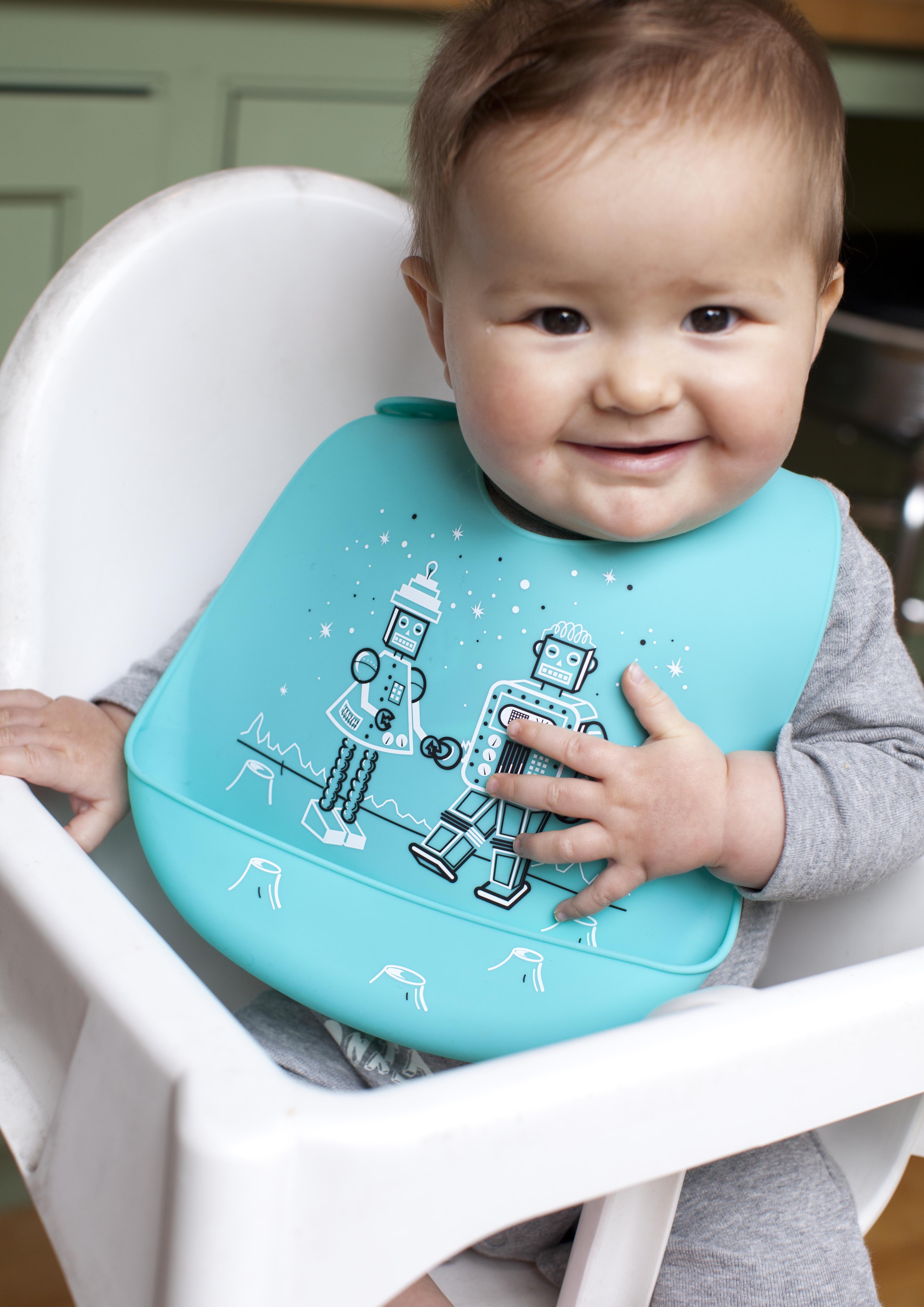 baby with bib