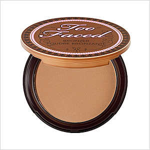 Too faced chocolate bronzing powder