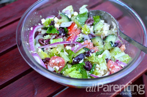 Greek pita salad