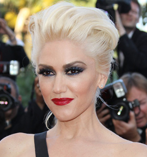 Gwen Stefani’s red pout