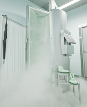 Cryogenic chamber therapy