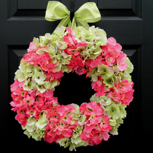 Spring hydrangea wreath