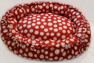 Fleece pet bed