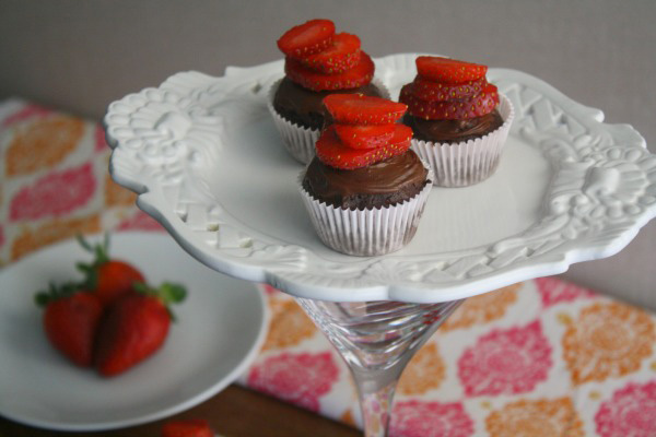 Brownie Bites with Strawberries