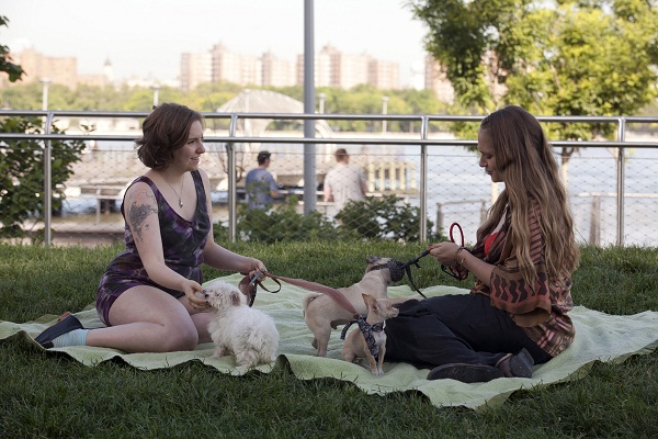 Hannah gets relationship and life advice from Jessa.