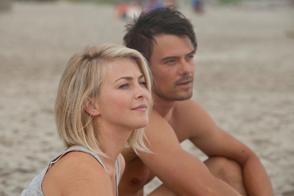 Julianne Hough and Josh Duhamel, Safe Haven
