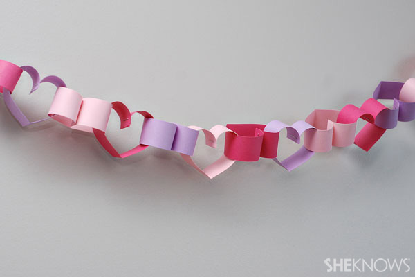 Paper heart chain