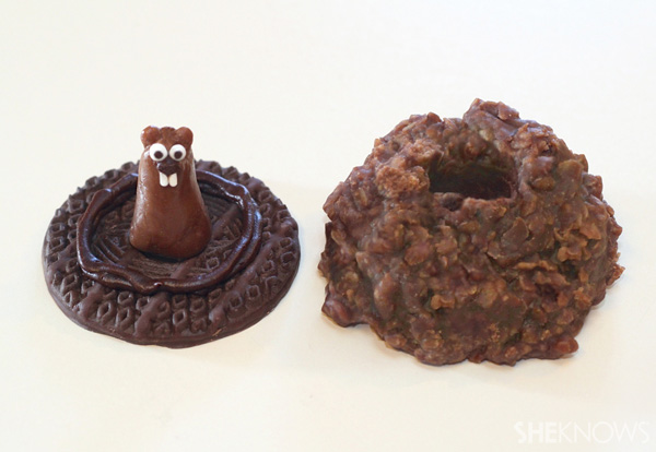 Pop-up groundhog cookies recipe