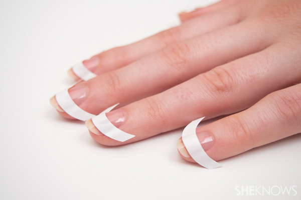 French Manicure: How to Do It Yourself at Home - wide 6