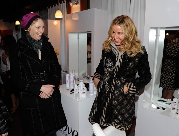Jane Lynch & Jennifer Coolidg: Jane Lynch ran into Jennifer Coolidge at The Dove Color Care Salon