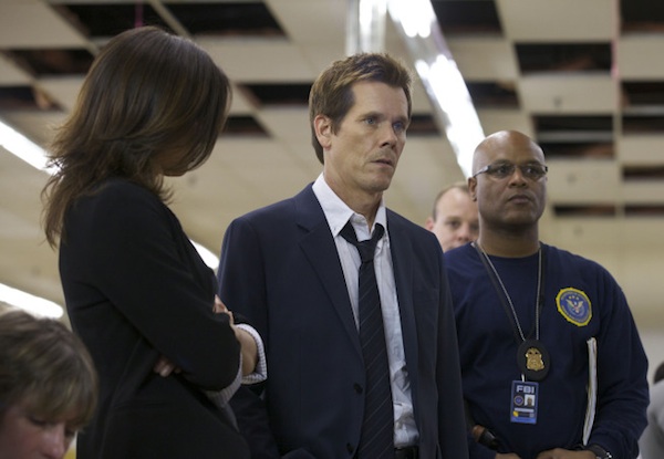 Kevin Bacon stars in The Following