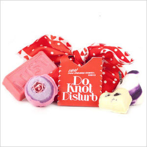 LUSH Do Knot Disturb Gift