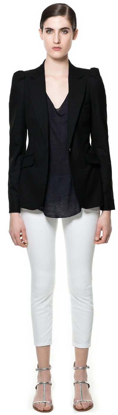 Woman wearing Zara blazer