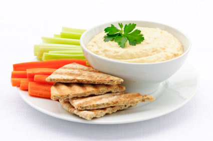 hummus and crackers