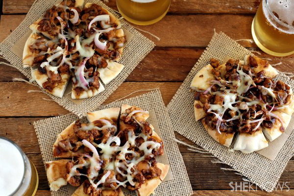 Barbecue Chicken Pita Pizzas