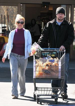 Britney Spears leaving grocery store