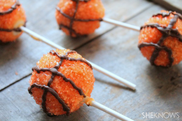 Basketball cake pop