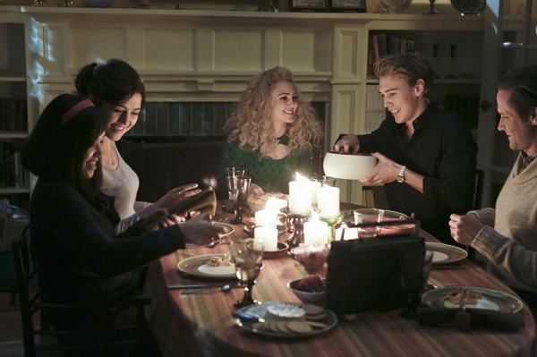 Carrie Diaries recap -- Thanksgiving