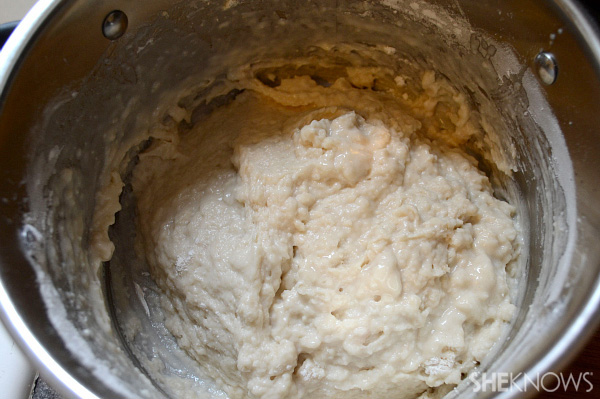 Add yeast & flour and stir