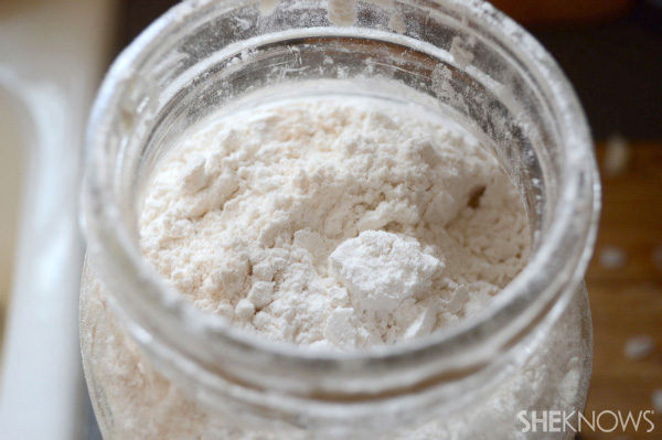 Add yeast & flour and stir