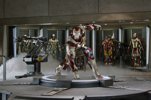 New Iron Man 3 trailer debuts at the Super Bowl