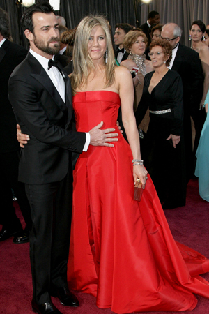 Jennifer Aniston at the 2013 Academy Awards