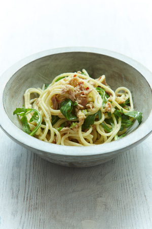 Spaghetti with Tuna, Lemon & Arugula