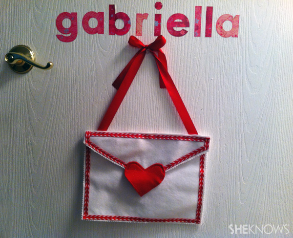 Final no-sew Valentine's Day craft