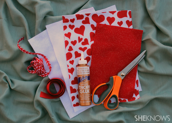 New sew Valentine's Day envelope -- supplies