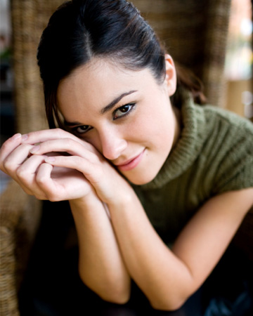 Shy woman dating