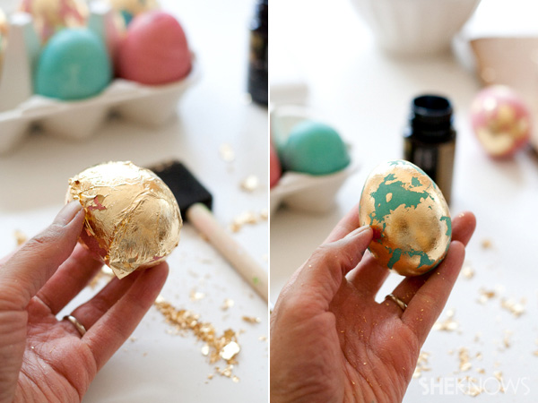 Golden marbled Easter eggs DIY