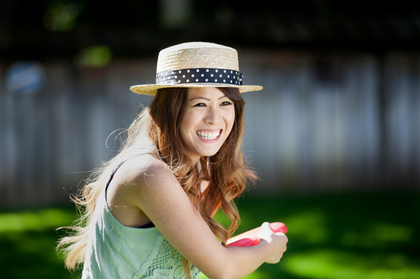 Woman playing frisby