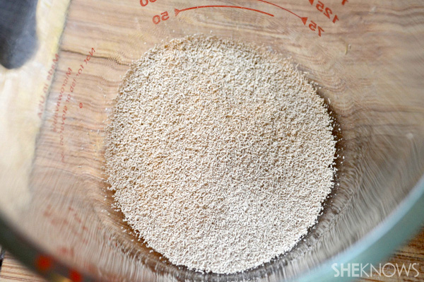 Add yeast & flour and stir