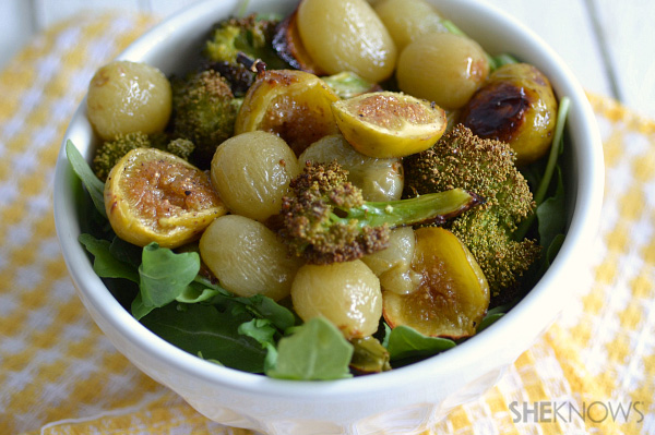 Fig and grape summer salad