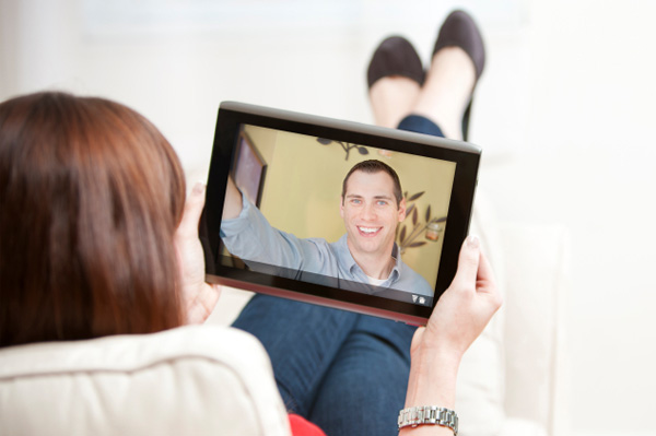 Long Distance Relationships 5 Expert Tips On Making Them Work