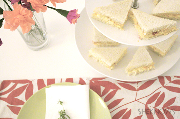 Devilled egg sandwich