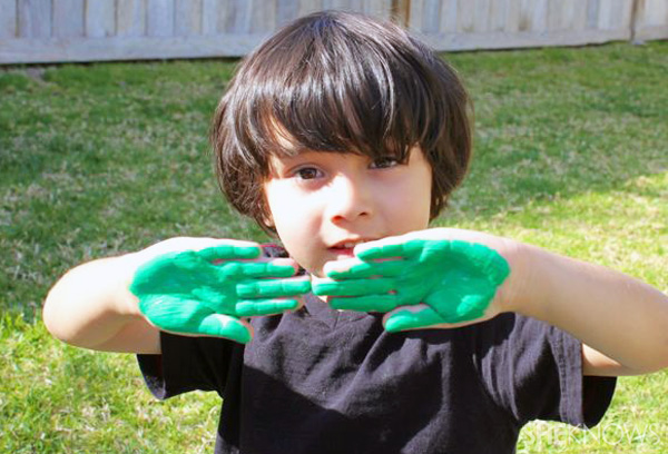 Tree shirt paint