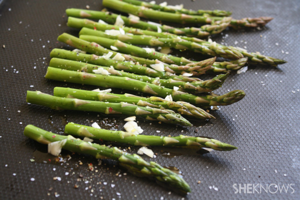 Roasted asparagus and brie bruschetta