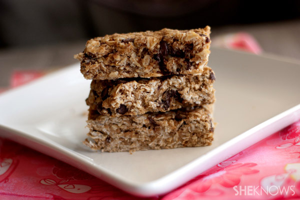 Homemade healthy granola bars recipe