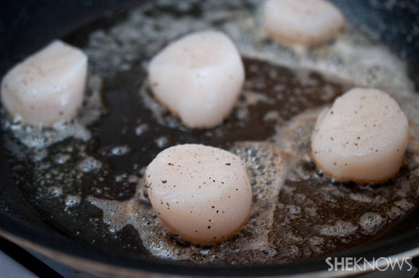 How To Sear Scallops Like A Pro