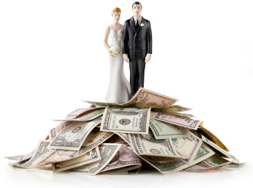 Cake topper with money