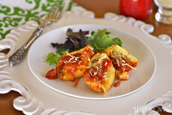 Cheesy Stuffed Shells with Carrots and Mushrooms