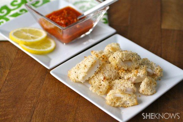 Baked calamari with spicy marinara sauce