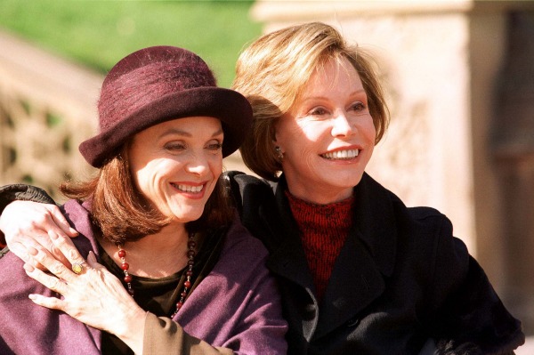Valerie Harper Mary Tyler Moore