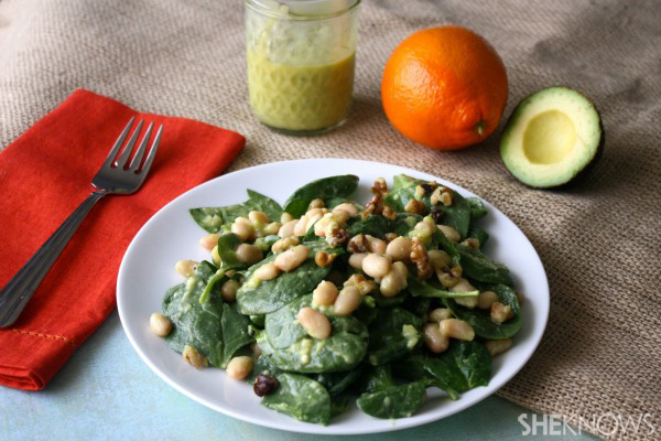 Spinach and white bean salad with creamy avocado dressing