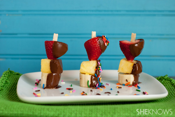 Mini banana split bites