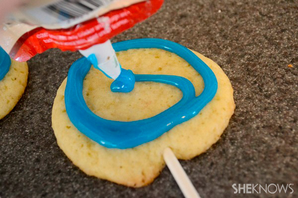 Planet Earth cookie pops