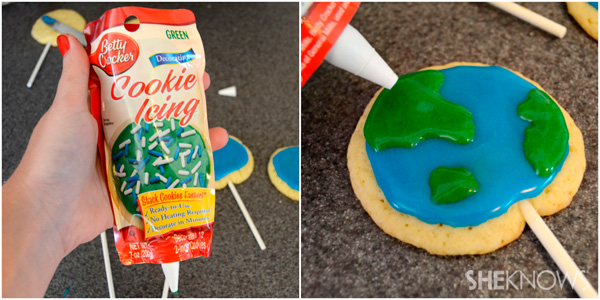 Planet Earth cookie pops